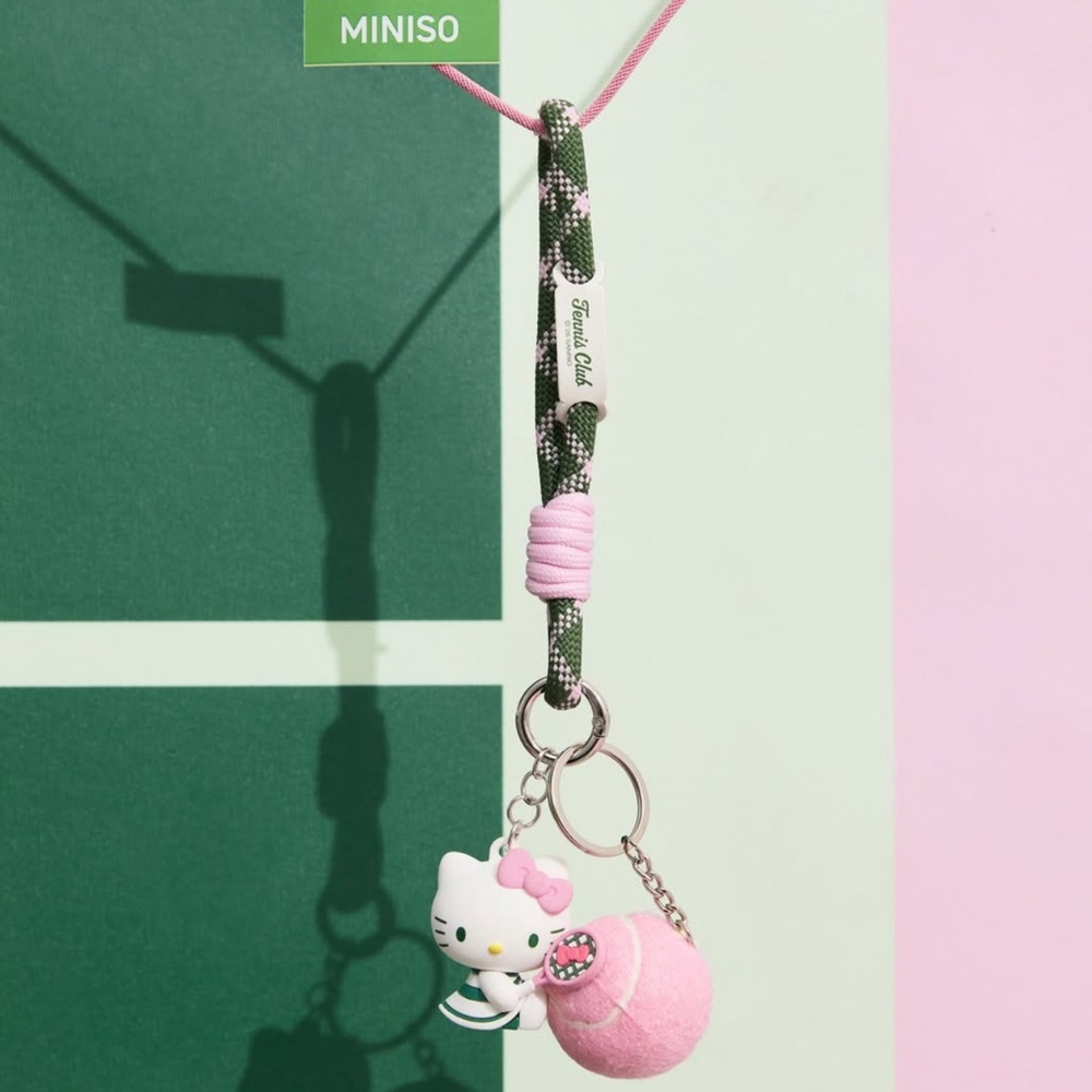 ❌SOLD❌Firm Price! NWT Limited Edition Hello Kitty Tennis Club Keychain